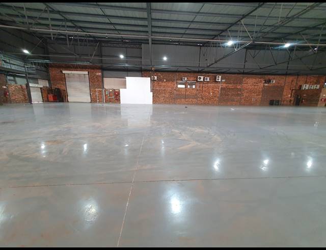 2,805M² WAREHOUSE TO LET IN ORMONDE